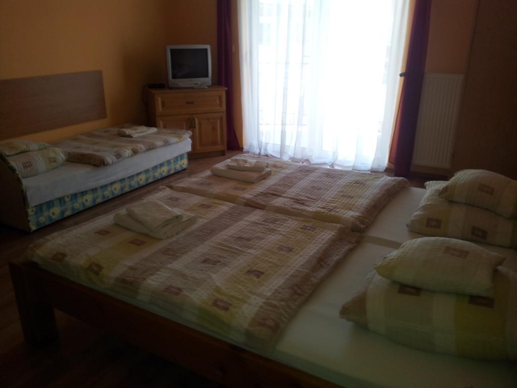 Mediterran-Apartmanok-Harkan Zimmer foto