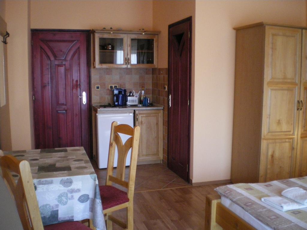 Mediterran-Apartmanok-Harkan Exterior foto